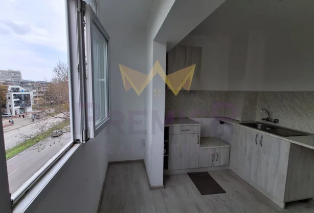 Агенция за недвижими имоти - Имоти Премиер - имот - 1093118, Цена: 185000 EUR