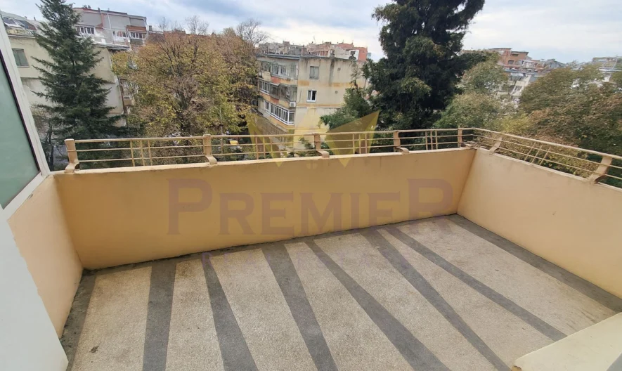 Завършен тристаен апартамент Варна Базар Левски - - снимка 9 - Имоти Премиер