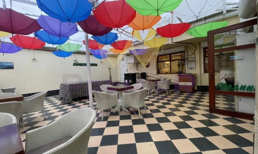 ЗАВЕДЕНИЕ ЛЯТНО КИНО ТРАКИЯ -  - снимка 10 - Имоти Премиер