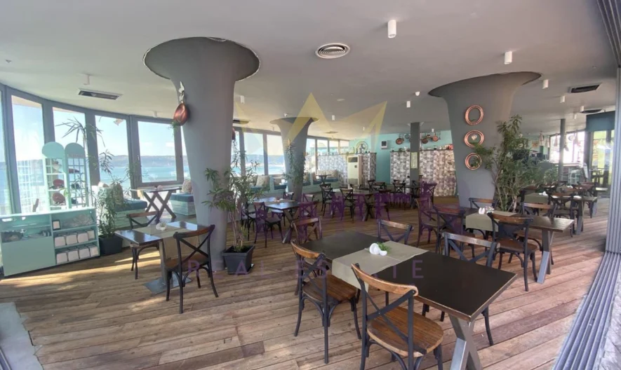 Заведение на морска алея гр. Варна , огромен човекопоток първа линия !! -  - снимка 4 - Имоти Премиер