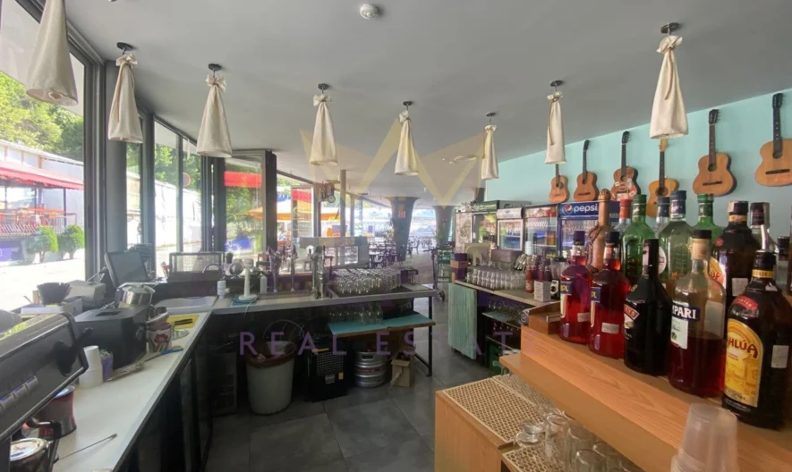 Заведение на морска алея гр. Варна , огромен човекопоток първа линия !! -  - снимка 7 - Имоти Премиер