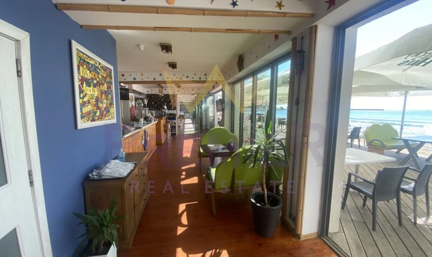 Заведение на първа линия на морска алея в гр.Варна , обзаведен и оборудван !! - - снимка 10 - Имоти Премиер