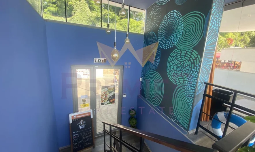 Заведение на първа линия на морска алея в гр.Варна , обзаведен и оборудван !! - - снимка 14 - Имоти Премиер