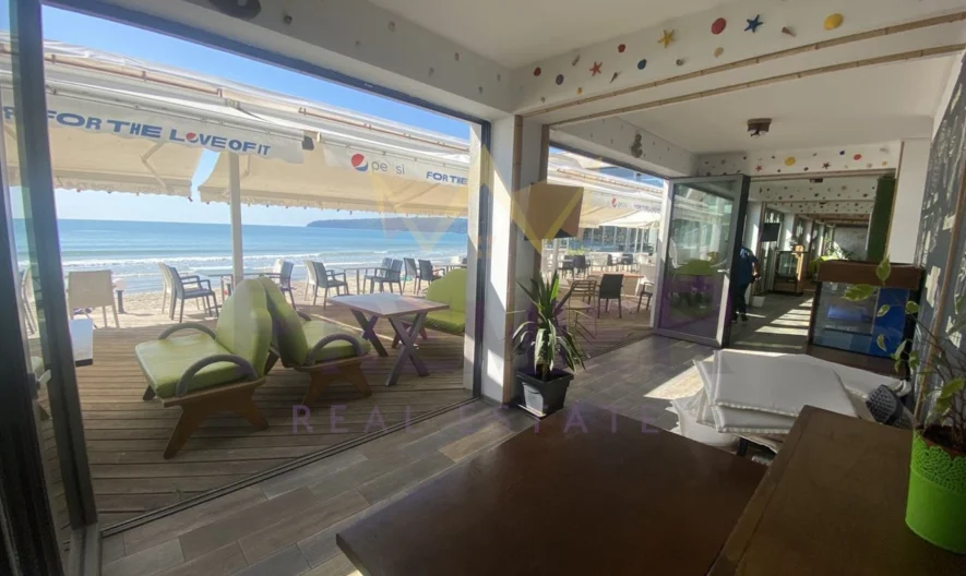 Заведение на първа линия на морска алея в гр.Варна , обзаведен и оборудван !! - - снимка 3 - Имоти Премиер