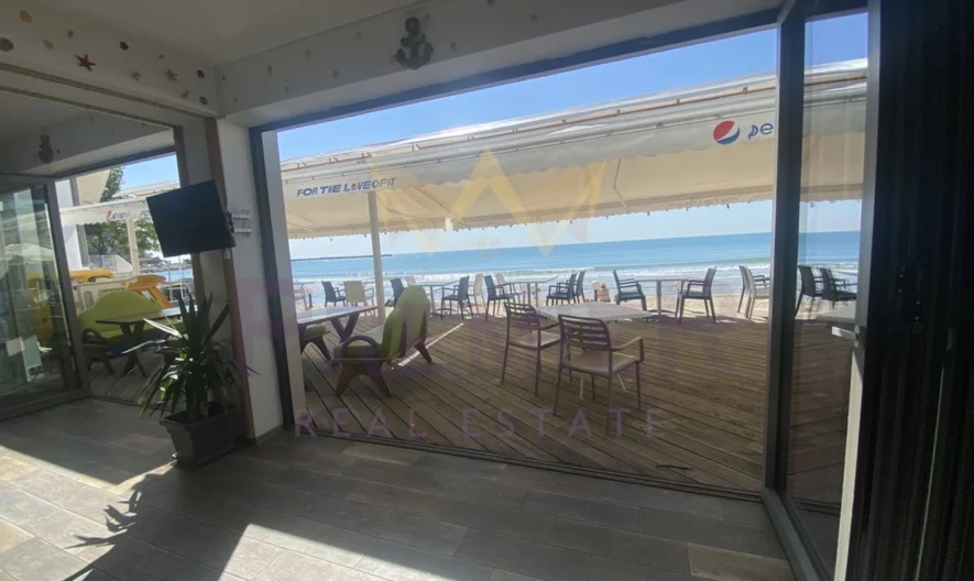 Заведение на първа линия на морска алея в гр.Варна , обзаведен и оборудван !! - - снимка 4 - Имоти Премиер