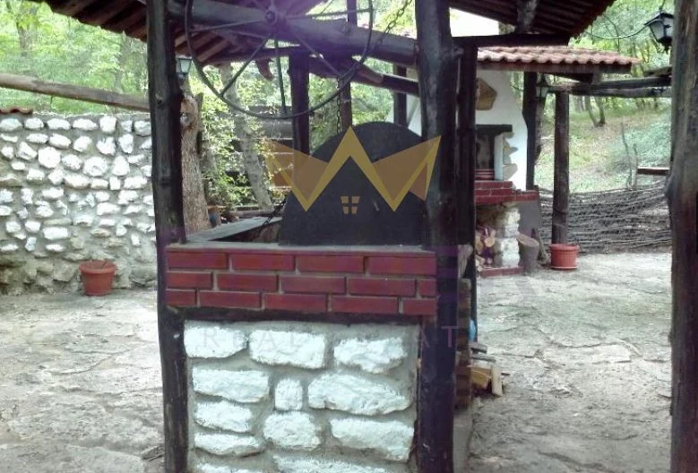 Заведение в старинен стил – самостоятелна сграда на главен път / к.к. Златни пясъци -  - снимка 6 - Имоти Премиер