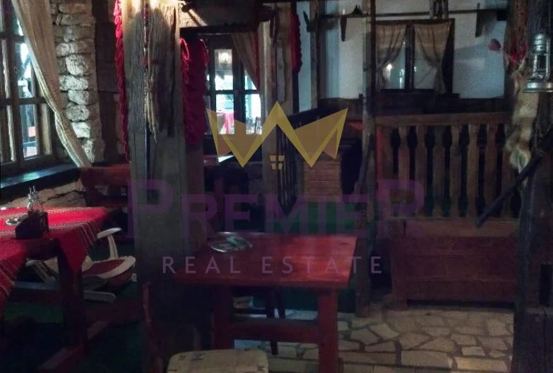 Заведение в старинен стил – самостоятелна сграда на главен път / к.к. Златни пясъци -  - снимка 7 - Имоти Премиер