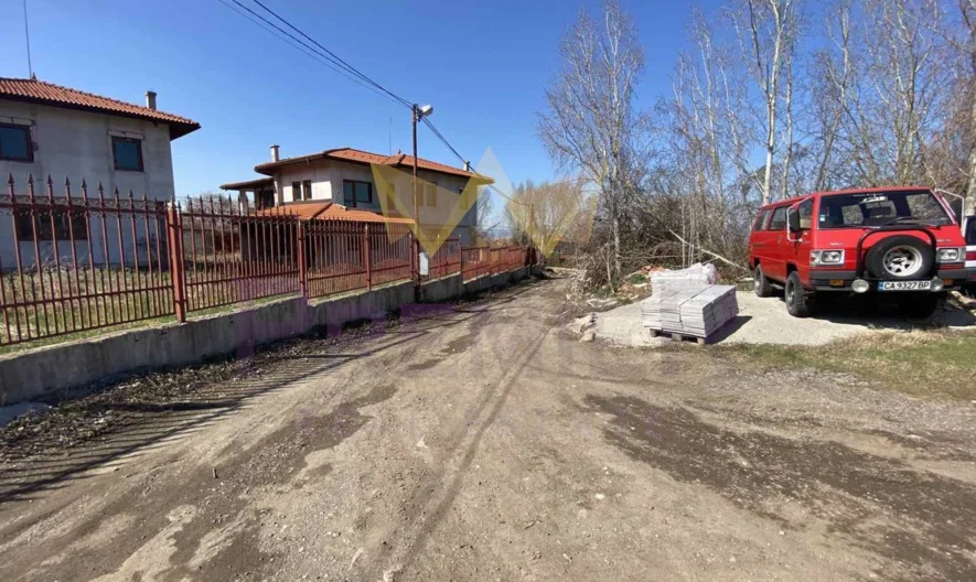 Земеделска зема в с. Долни Лозен -  - снимка 3 - Имоти Премиер