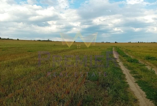 Агенция за недвижими имоти - Имоти Премиер - имот - 932196, Цена: 300000 EUR