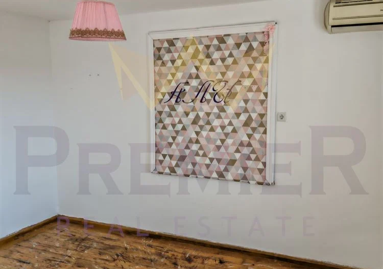 Живот сред спокойствие-къща в с.Маринка - - снимка 14 - Имоти Премиер