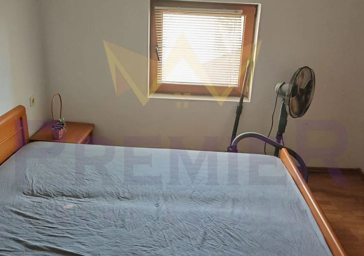 Живот сред спокойствие-къща в с.Маринка - - снимка 15 - Имоти Премиер