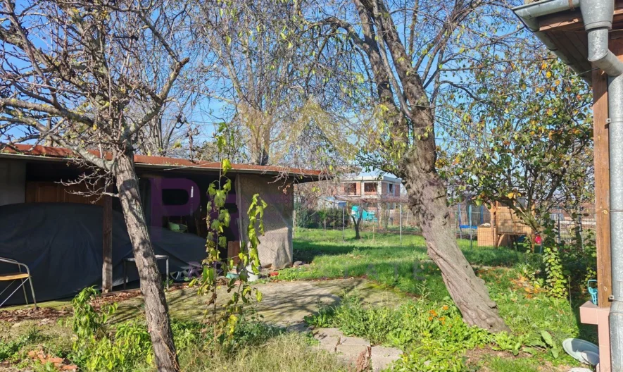 Живот сред спокойствие-къща в с.Маринка - - снимка 19 - Имоти Премиер