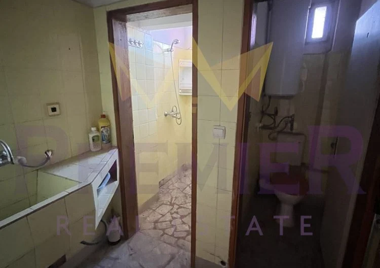 🏡 Zwei separate Etagen eines dreistöckigen Hauses mit Hof im Dorf Ravda, nahe dem Zentrum - - snimka 19 - Imoti Premier