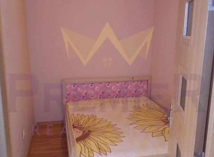 ZWEI-ZIMMER-WOHNUNG HEI -  - snimka 1 - Imoti Premier