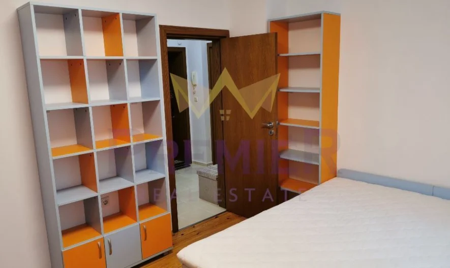 ZWEI-ZIMMER-WOHNUNG SPORTHALLE -  - snimka 10 - Imoti Premier