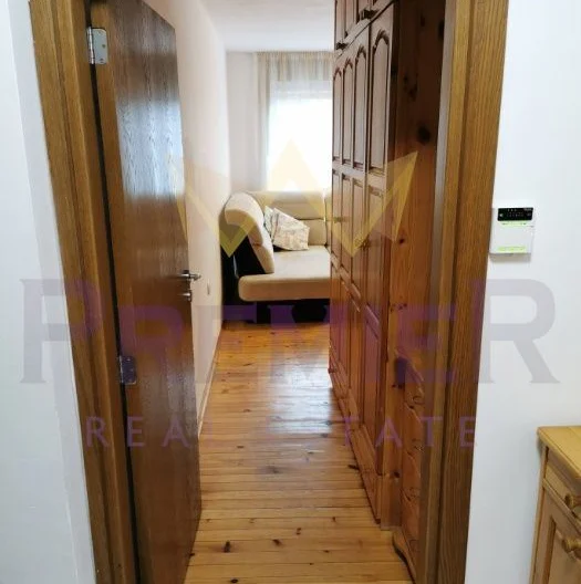 ZWEI-ZIMMER-WOHNUNG SPORTHALLE -  - snimka 7 - Imoti Premier