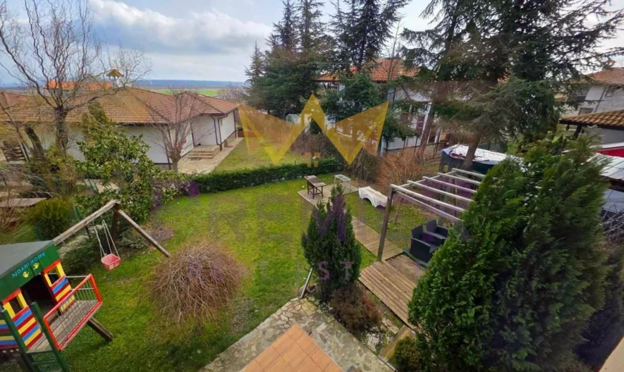 Zweistöckiges Haus, Dorf Kichevo -  - snimka 8 - Imoti Premier