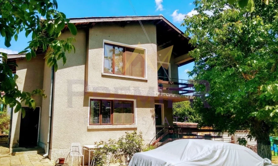 Zweistöckiges Haus, Dorf Stefan Karadzhovo, Gebiet Jambol -  - snimka 1 - Imoti Premier