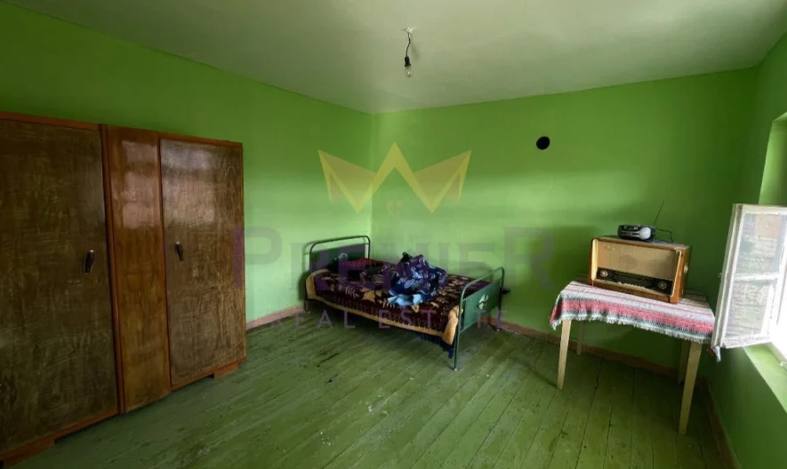 Zweistöckiges Haus im Dorf Novi Izvor - - snimka 2 - Imoti Premier