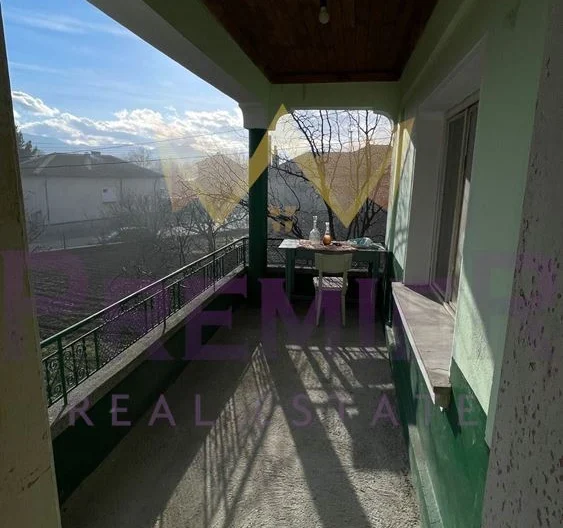 Zweistöckiges Haus im Dorf Novi Izvor - - snimka 9 - Imoti Premier