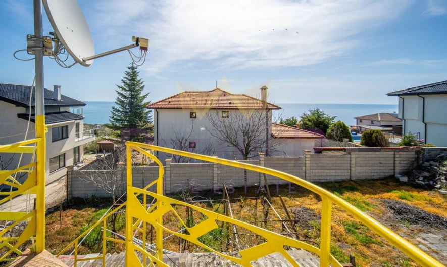 Zweistöckiges Haus in Balchik -  - snimka 1 - Imoti Premier