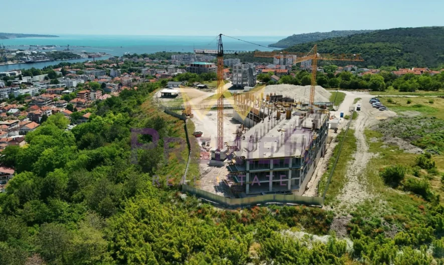 Zweizimmerwohnung mit eigenem Hof und unverbaubarem Meerblick / Stadtteil Asparuhovo -  - snimka 2 - Imoti Premier