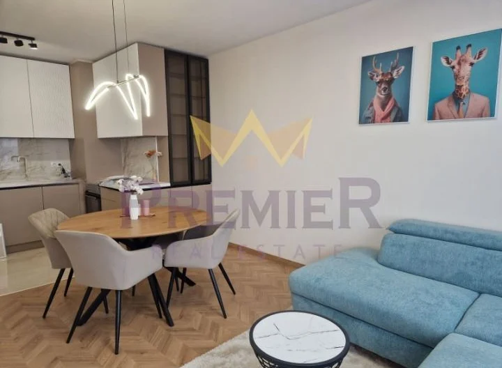 ZWEIZIMMERWOHNUNG, VIERTEL POBEDA - - snimka 1 - Imoti Premier