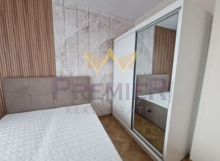 ZWEIZIMMERWOHNUNG, VIERTEL POBEDA - - snimka 5 - Imoti Premier