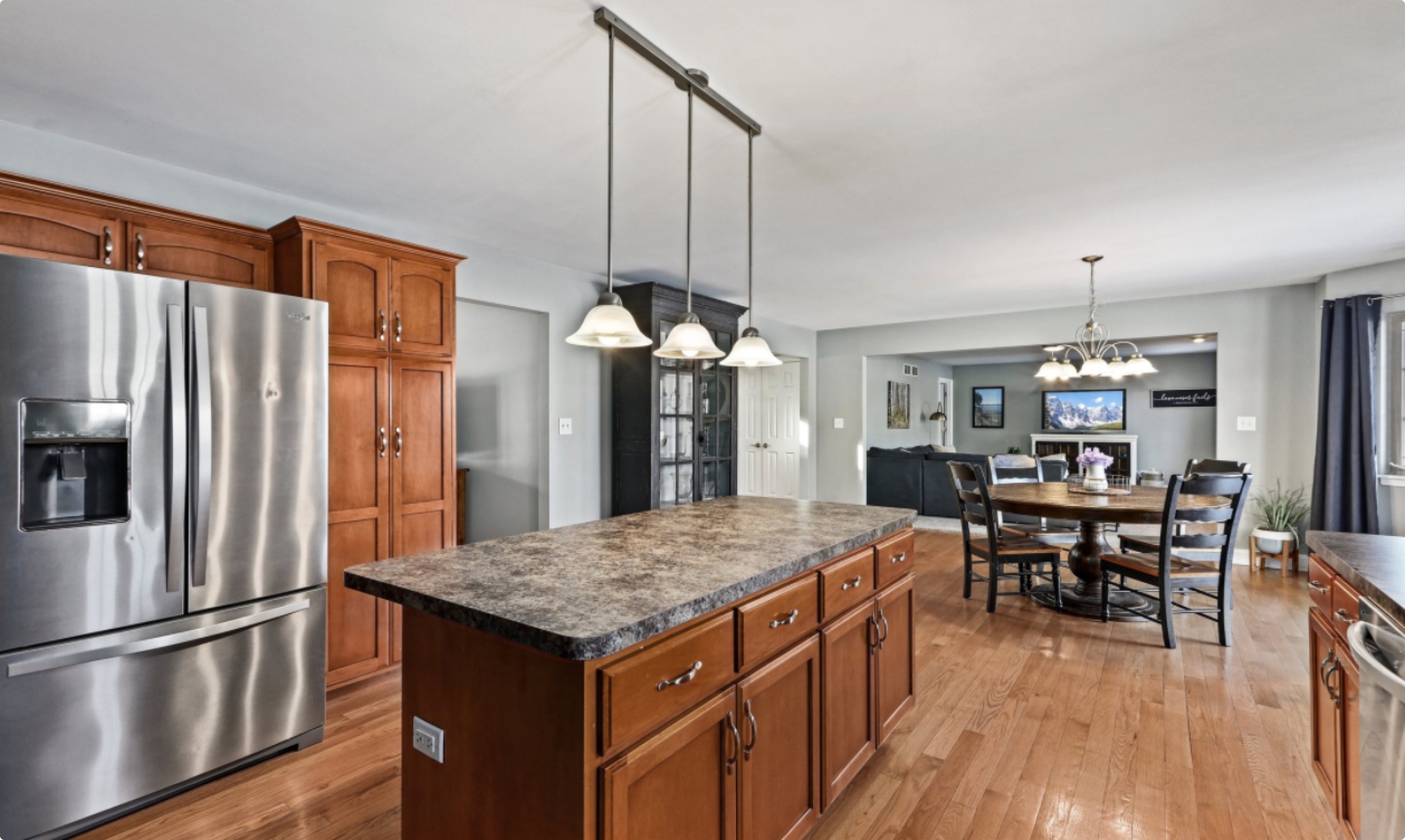 Live оглед - ИМОТИ ПРЕМИЕР - Агенция за недвижими имоти