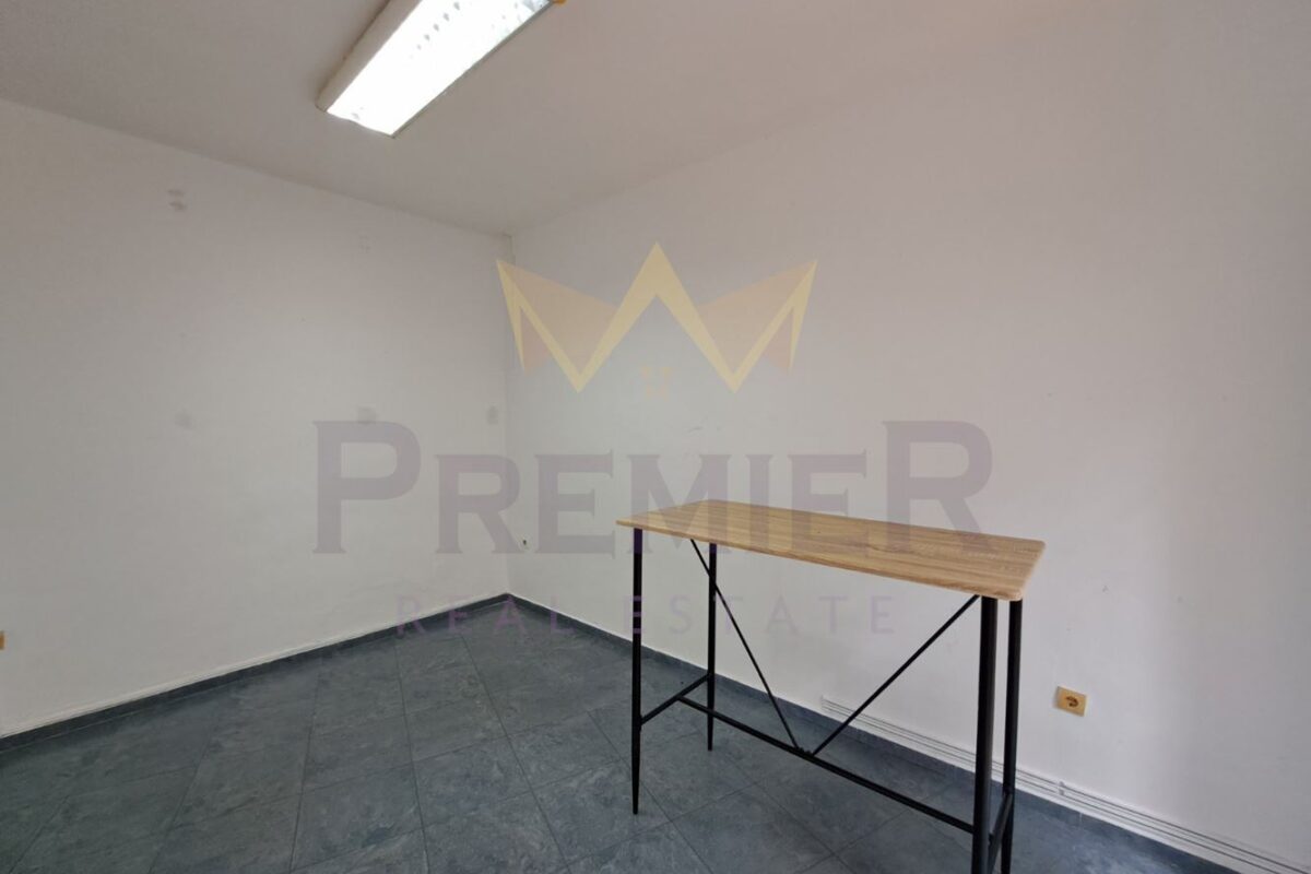 ОФИС ИДЕАЛЕН ЦЕНТЪР - ИМОТИ ПРЕМИЕР - Агенция за недвижими имоти