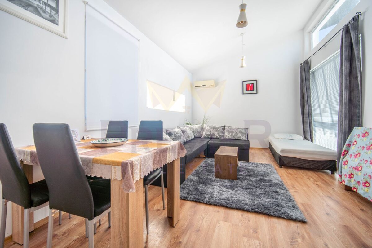 Самостоятелна едноетажна къща тип близнак с двор в затворен комплекс с морска панорама до с. Кранево - ИМОТИ ПРЕМИЕР - Агенция за недвижими имоти