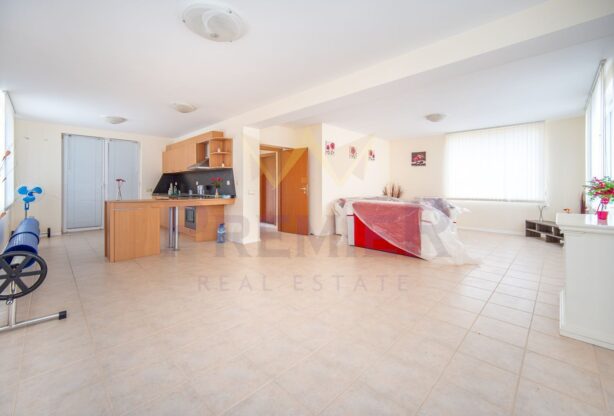 Агенция за недвижими имоти - Имоти Премиер - имот - 1092262, Цена: 120000 EUR