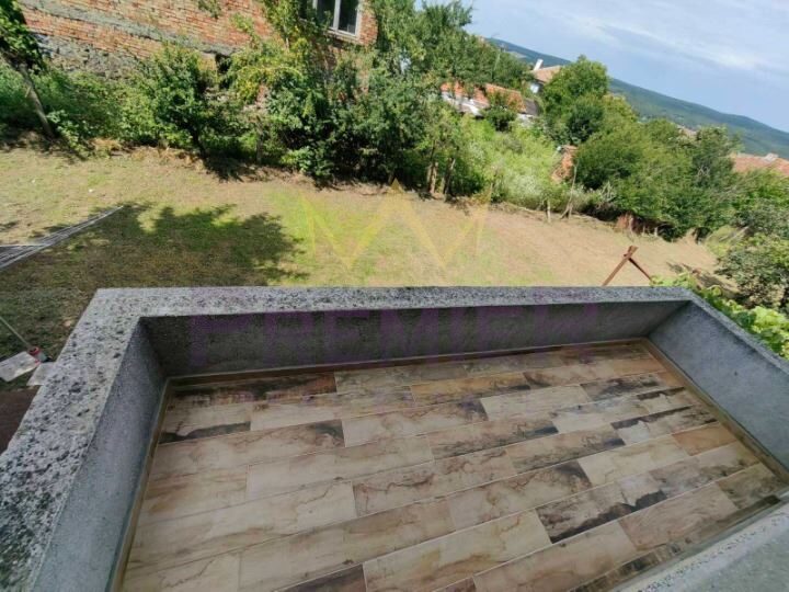 Къща в село Крушевец - ИМОТИ ПРЕМИЕР - Агенция за недвижими имоти