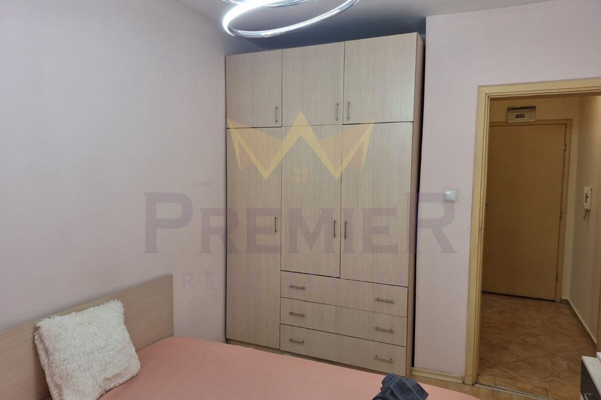 ДВУСТАЕН АПАРТАМЕНТ ВИНС-ЧЕРВЕН ПЛОЩАД - ИМОТИ ПРЕМИЕР - Агенция за недвижими имоти