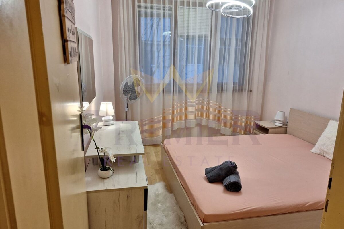 ДВУСТАЕН АПАРТАМЕНТ ВИНС-ЧЕРВЕН ПЛОЩАД - ИМОТИ ПРЕМИЕР - Агенция за недвижими имоти