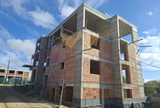 Агенция за недвижими имоти - Имоти Премиер - имот - 1091195, Цена: 95550 EUR