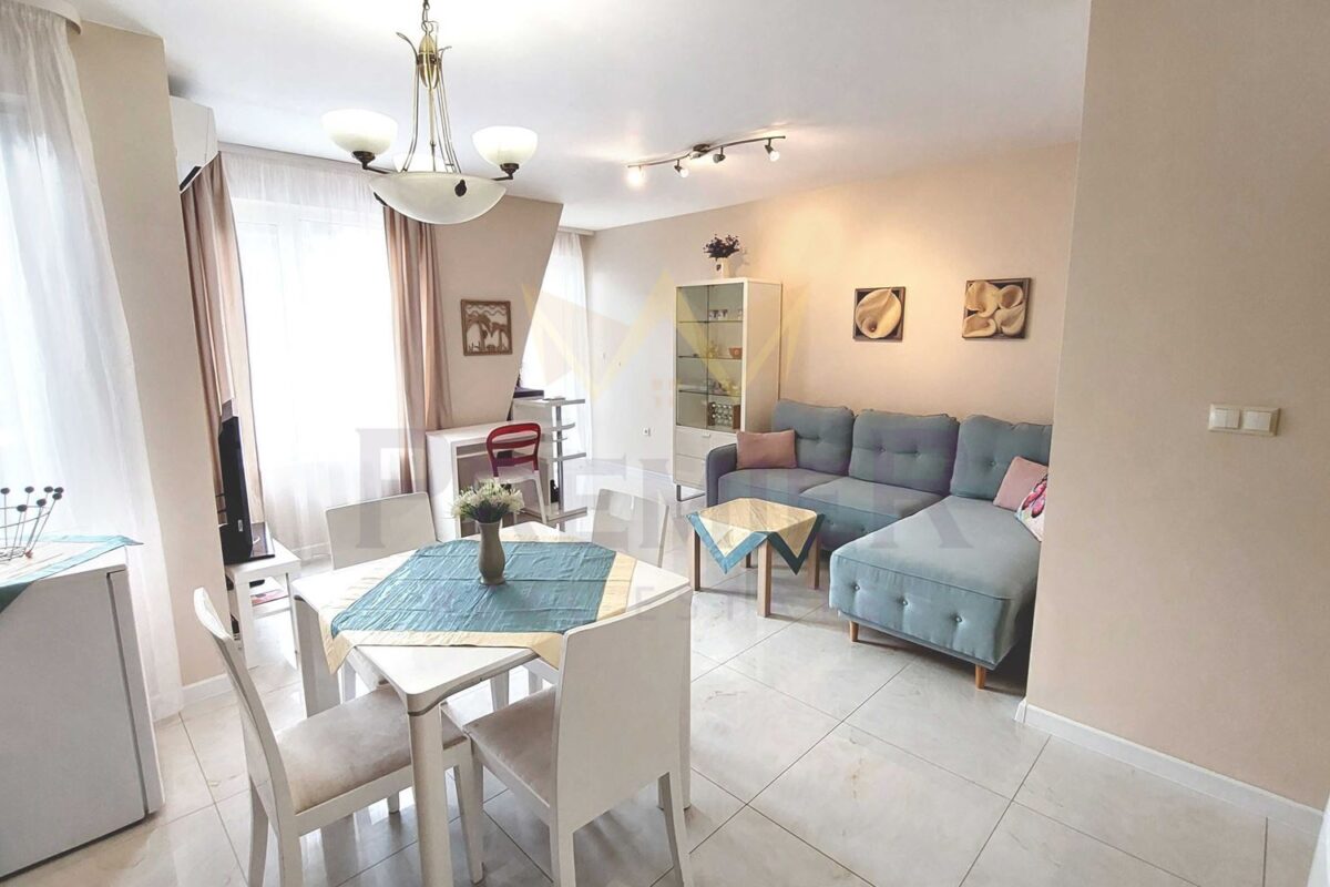 ТРИСТАЕН АПАРТАМЕНТ, ЛЯТНО КИНО ТРАКИЯ. - ИМОТИ ПРЕМИЕР - Агенция за недвижими имоти