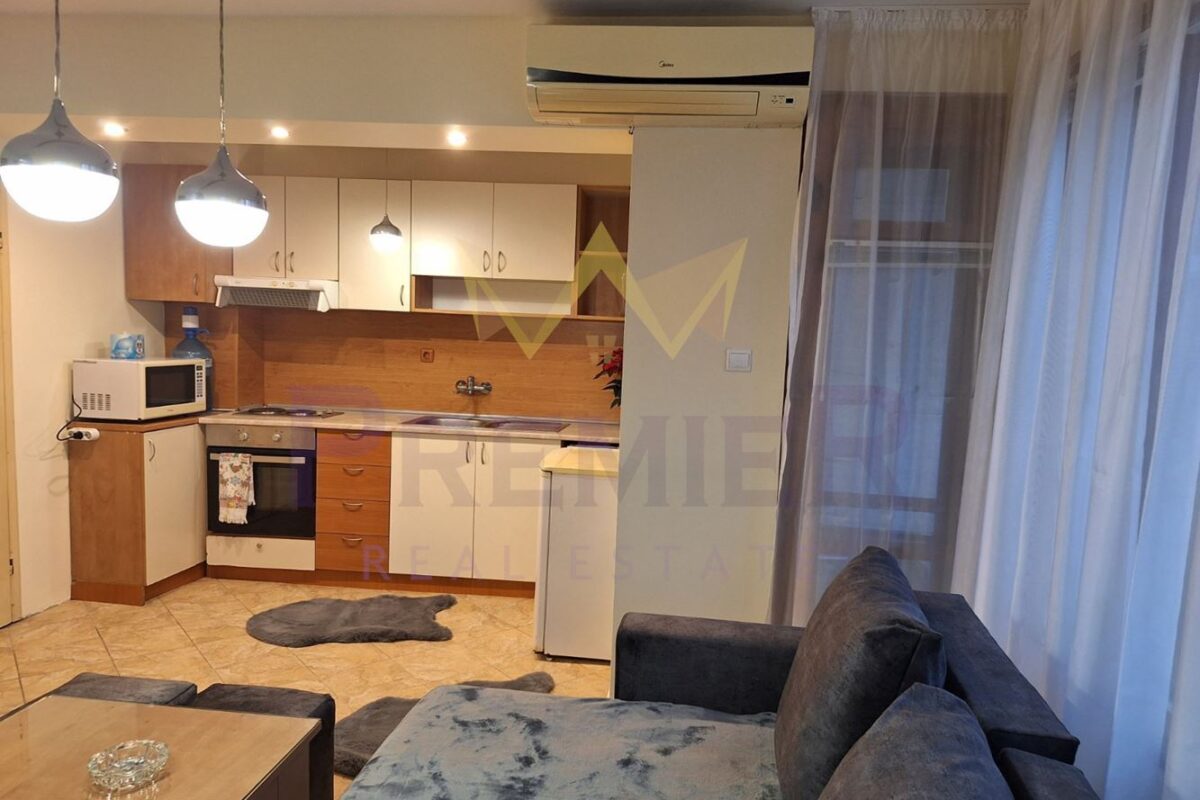 ДВУСТАЕН АПАРТАМЕНТ ВИНС-ЧЕРВЕН ПЛОЩАД - ИМОТИ ПРЕМИЕР - Агенция за недвижими имоти