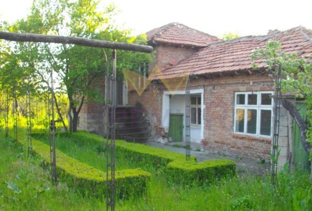 Агенция за недвижими имоти - Имоти Премиер - имот - 784948, Цена: 22500 EUR