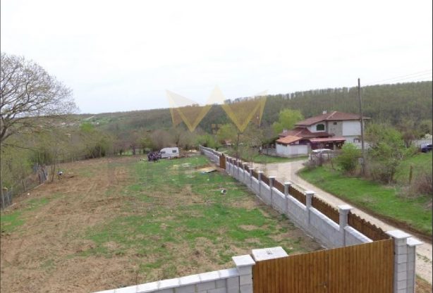 Агенция за недвижими имоти - Имоти Премиер - имот - 869403, Цена: 19500 EUR
