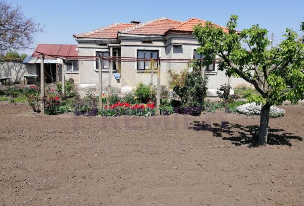 Агенция за недвижими имоти - Имоти Премиер - имот - 944543, Цена: 38900 EUR