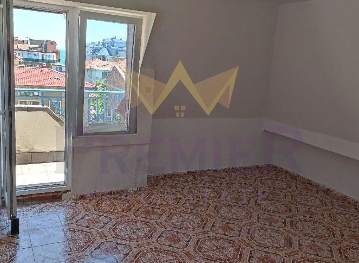 372763 -  - снимка 10 - Имоти Премиер