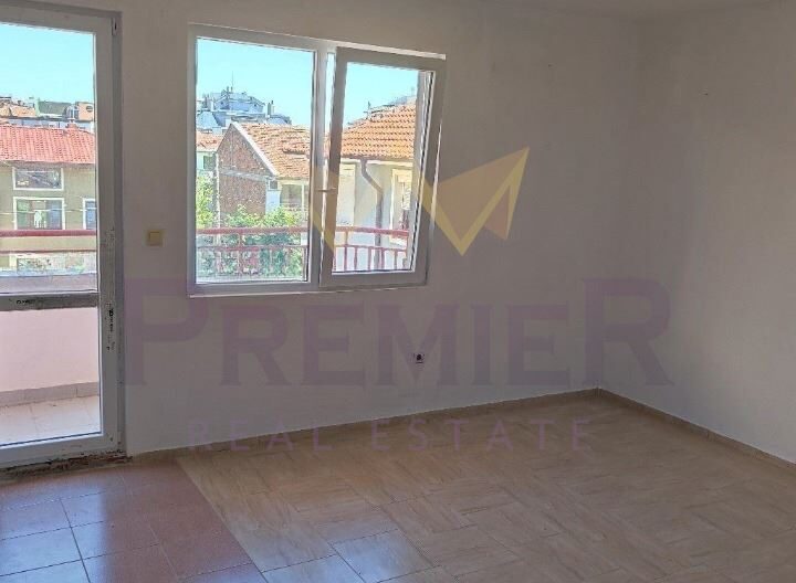 372763 -  - снимка 5 - Имоти Премиер