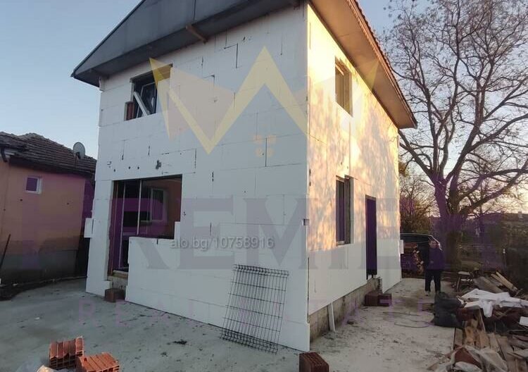 377172 -  - снимка 3 - Имоти Премиер