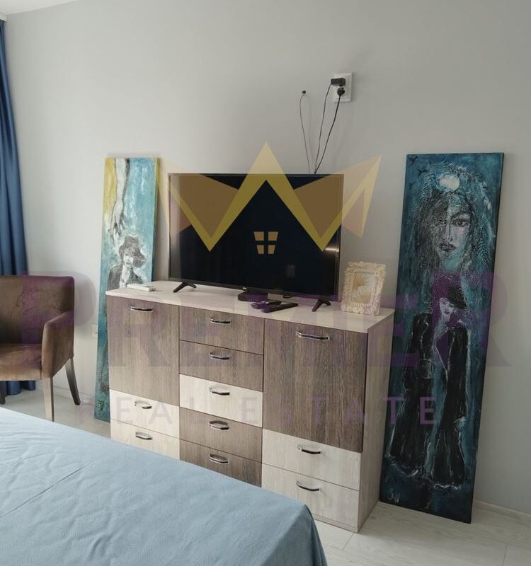 Двустаен апартамент до у-ще Л.Каравелов - ИМОТИ ПРЕМИЕР - Агенция за недвижими имоти