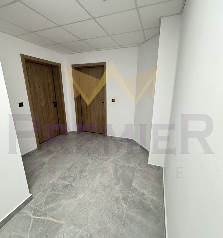 Тристаен апартамент Полигона - ИМОТИ ПРЕМИЕР - Агенция за недвижими имоти