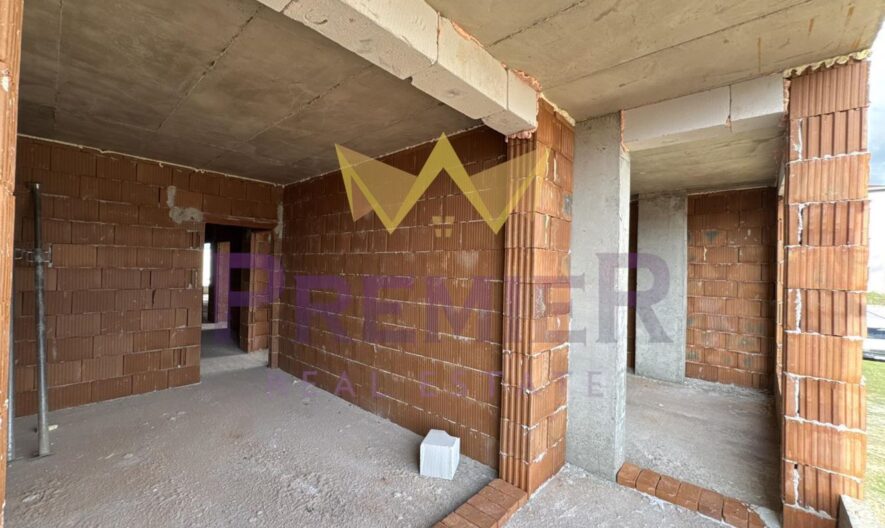 Агенция за недвижими имоти - Имоти Премиер - имот - 1104608, Цена: 185000 EUR