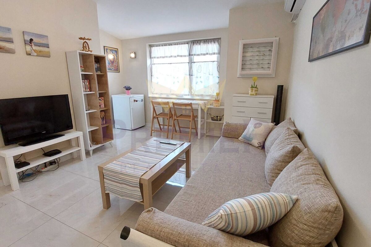 ТРИСТАЕН АПАРТАМЕНТ, ЛЯТНО КИНО ТРАКИЯ. - ИМОТИ ПРЕМИЕР - Агенция за недвижими имоти