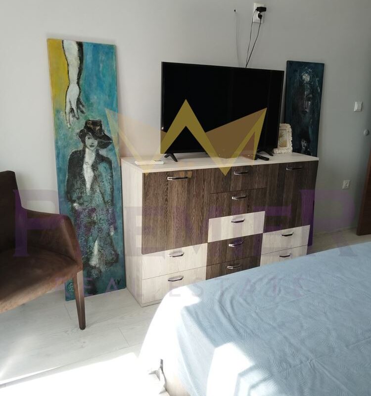 Двустаен апартамент до у-ще Л.Каравелов - ИМОТИ ПРЕМИЕР - Агенция за недвижими имоти