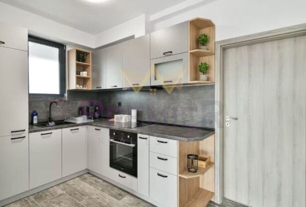 Агенция за недвижими имоти - Имоти Премиер - имот - 1070077, Цена: 800 EUR